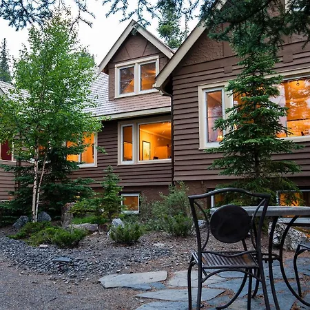 Banff Boutique Inn - Adults only-2