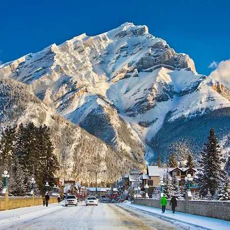 Banff Boutique Inn - Adults only-3